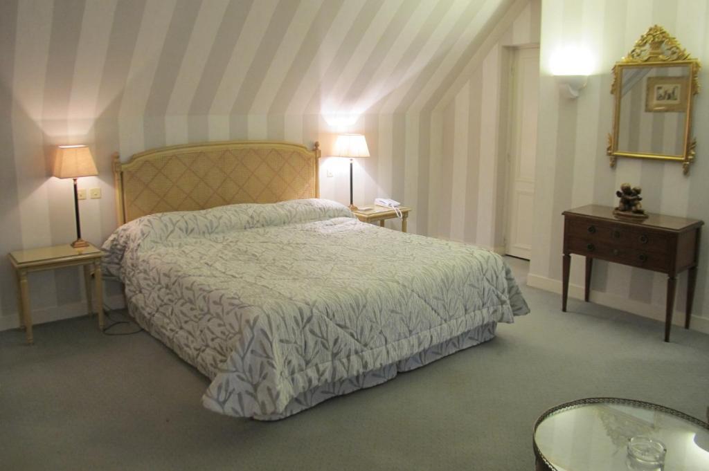 Auberge Des Templiers Boismorand 客房 照片