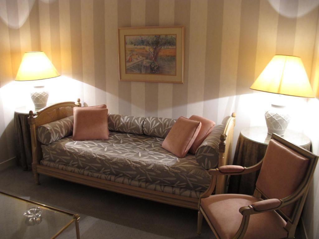 Auberge Des Templiers Boismorand 客房 照片