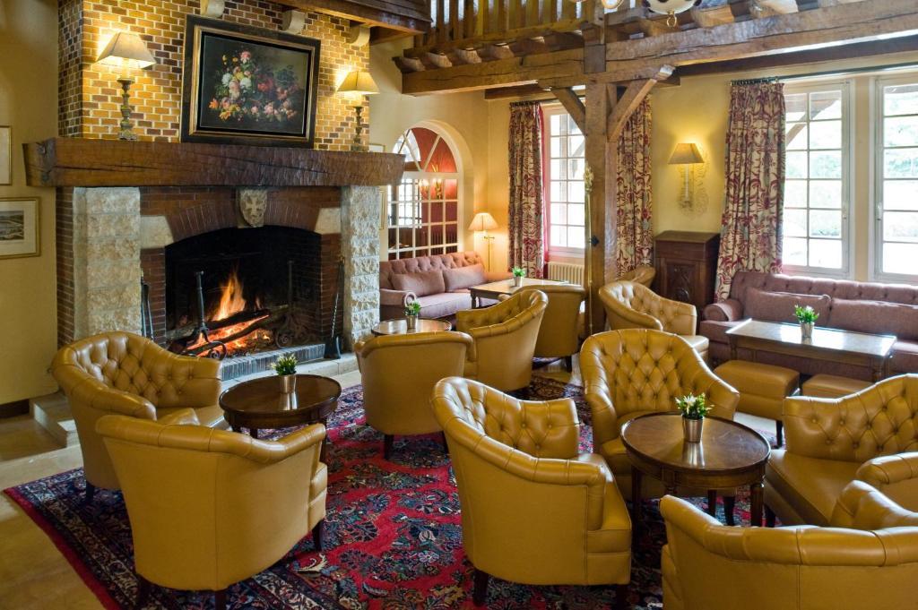 Auberge Des Templiers Boismorand 外观 照片